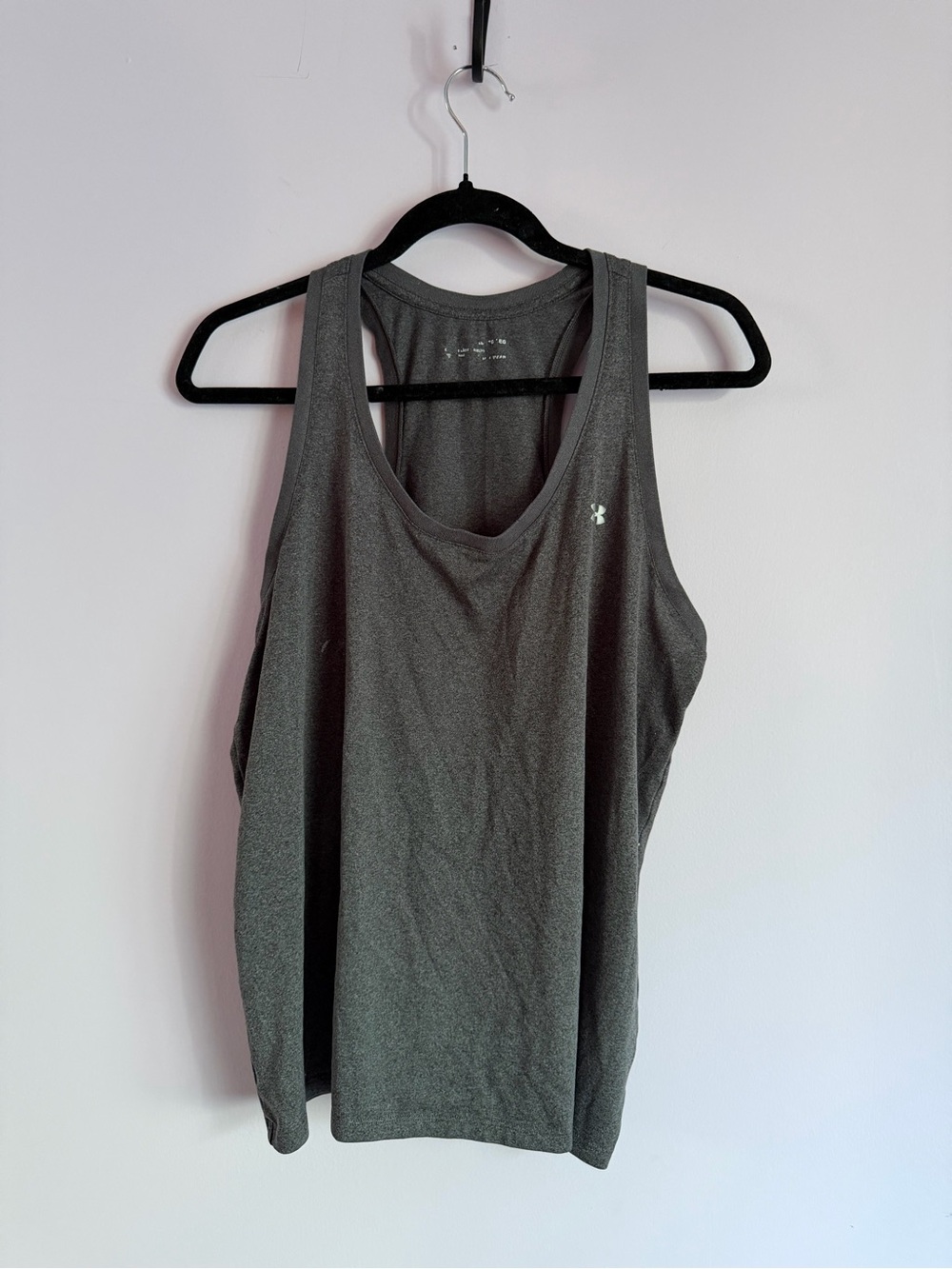 Under Armour Women’s Gray Racerback Performance Tank Top XL